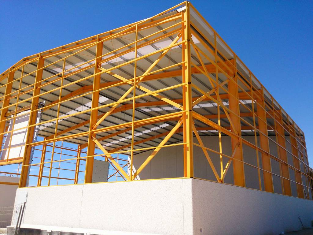 NAVE APIDECO EN FUENTE ALAMO (MURCIA) - Estructuras met&aacute;licas, construcci&oacute;n de estructuras met&aacute;licas, construcci&oacute;n de naves industriales, construcciones industriales