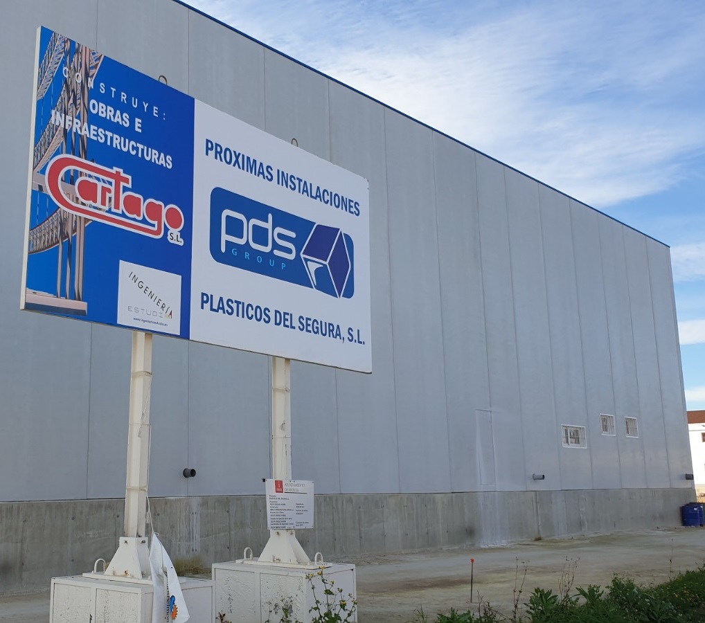 PLASTICOS DEL SEGURA (BENIAJAN) - Estructuras met&aacute;licas, construcci&oacute;n de estructuras met&aacute;licas, construcci&oacute;n de naves industriales, construcciones industriales